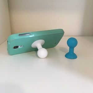 *FREE WITH BUNDLE* Rubber Suction Pop Socket